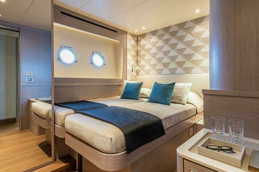 ON ORDER 70ft Absolute Yacht For Sale