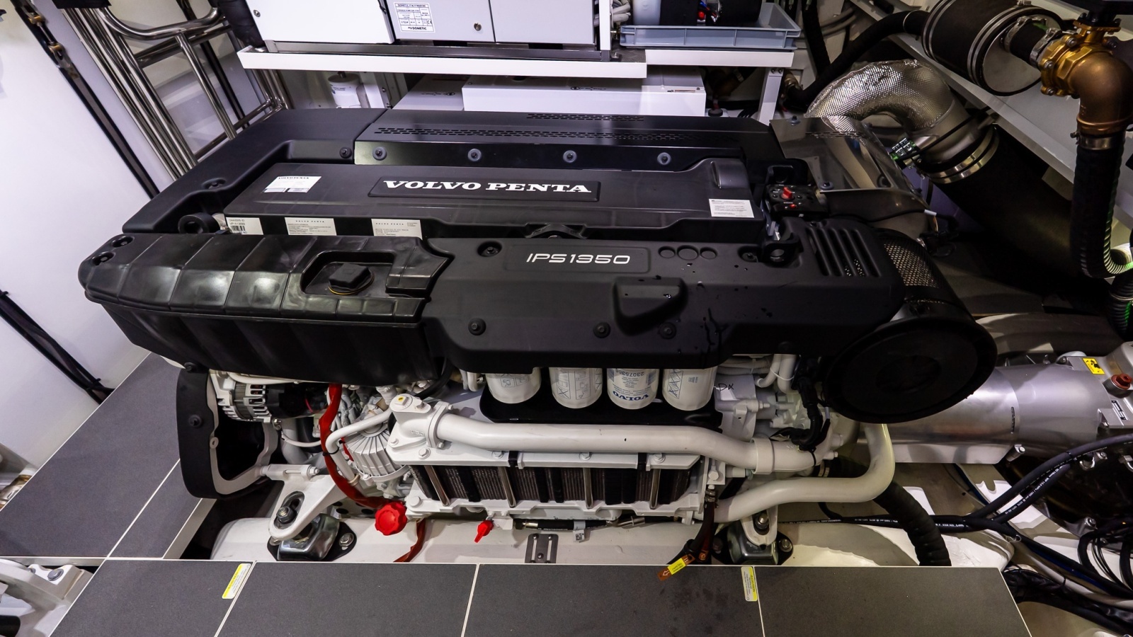 IN STOCK 70ft Absolute Yacht For Sale