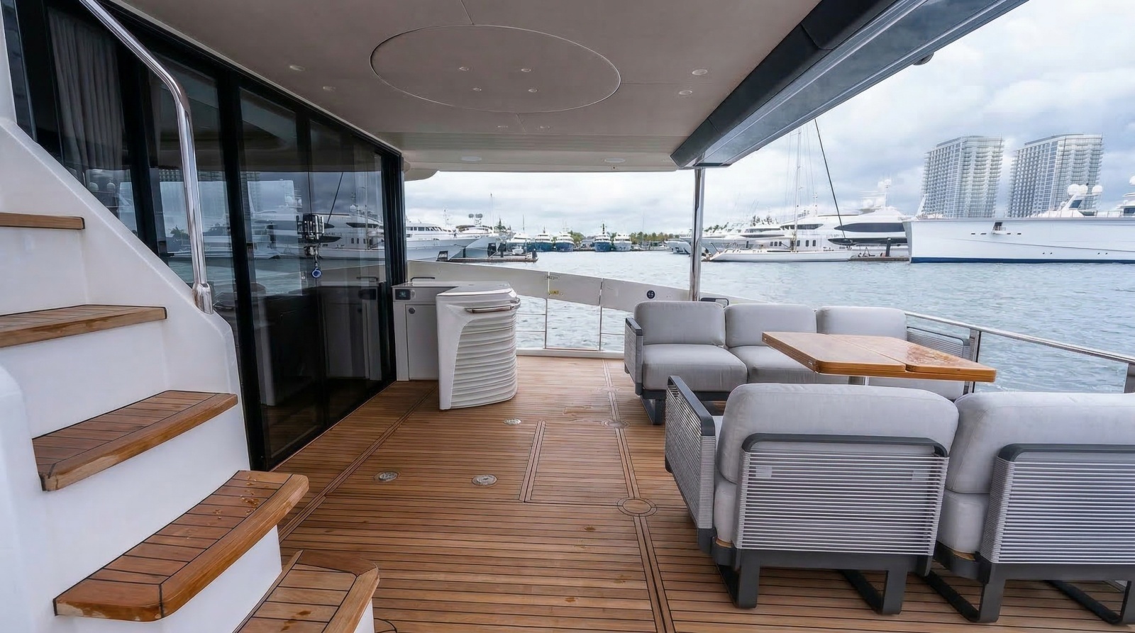 IN STOCK 70ft Absolute Yacht For Sale