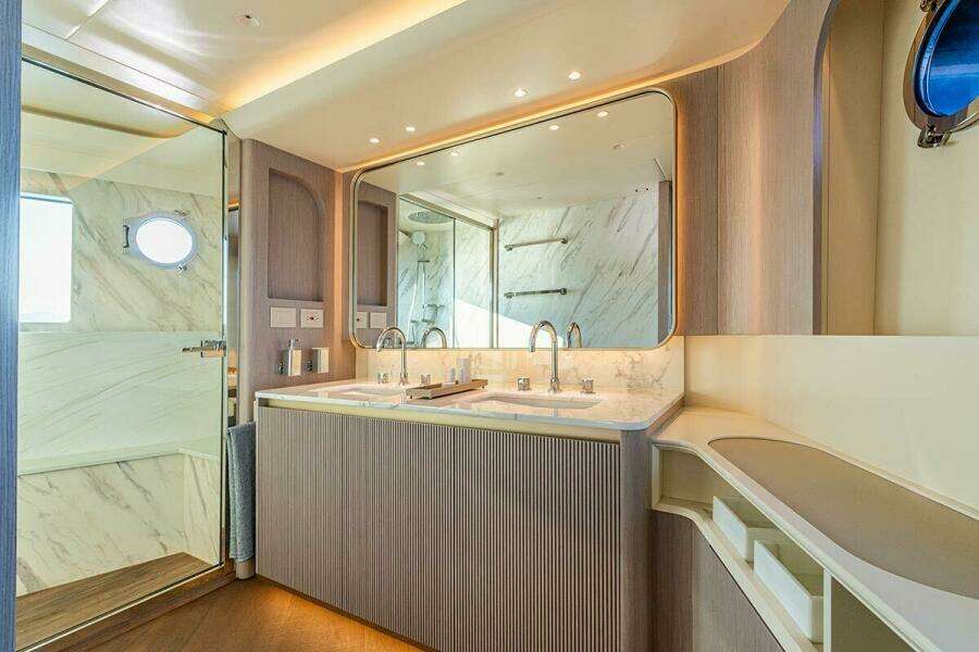 ON ORDER 70ft Absolute Yacht For Sale