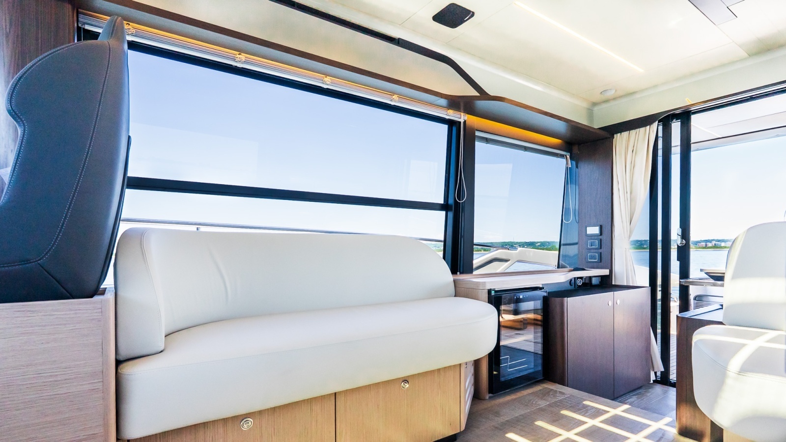 IN STOCK AVAILABLE NOW 48ft Absolute Yacht For Sale