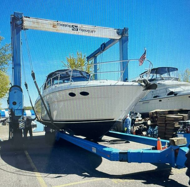SEADUCTION 38ft Sea Ray Yacht For Sale