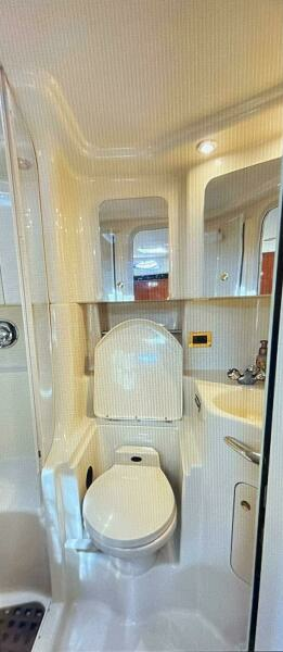 SEADUCTION 38ft Sea Ray Yacht For Sale