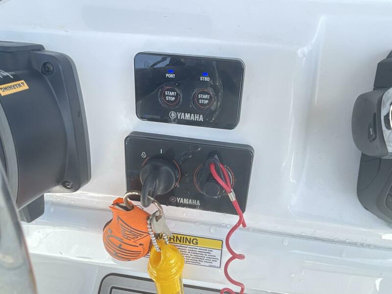 2022 Sea Fox 268 Commander