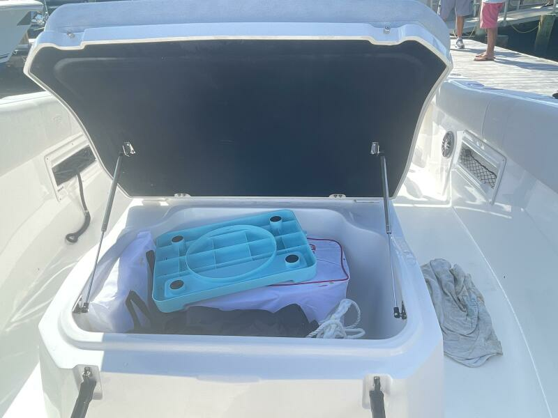 2022 Sea Fox 268 Commander