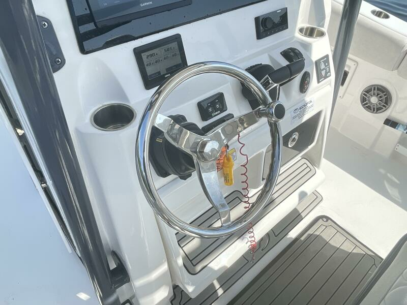 2022 Sea Fox 268 Commander