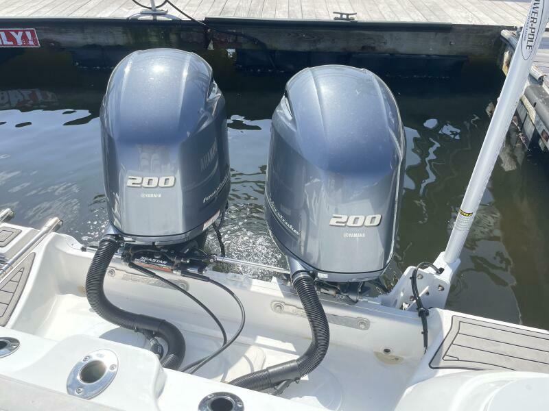 2022 Sea Fox 268 Commander