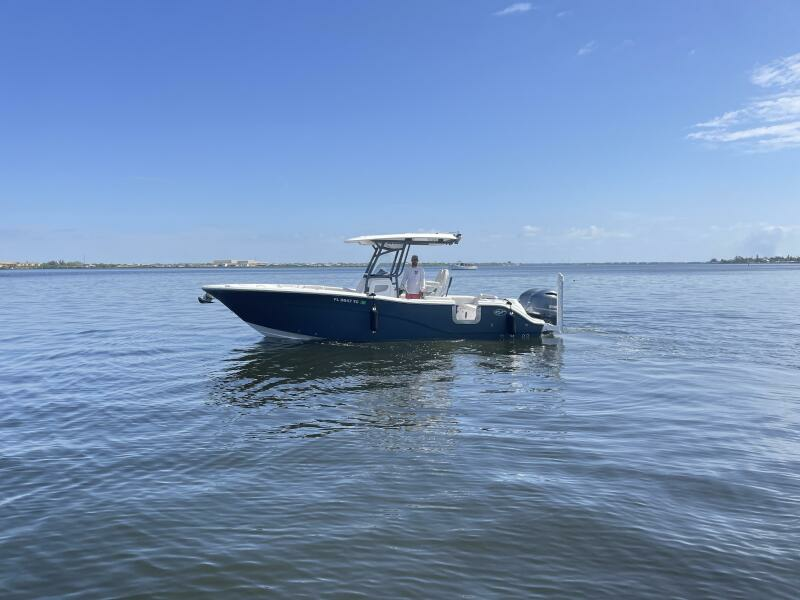 2022 Sea Fox 268 Commander