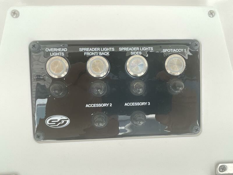 2022 Sea Fox 268 Commander