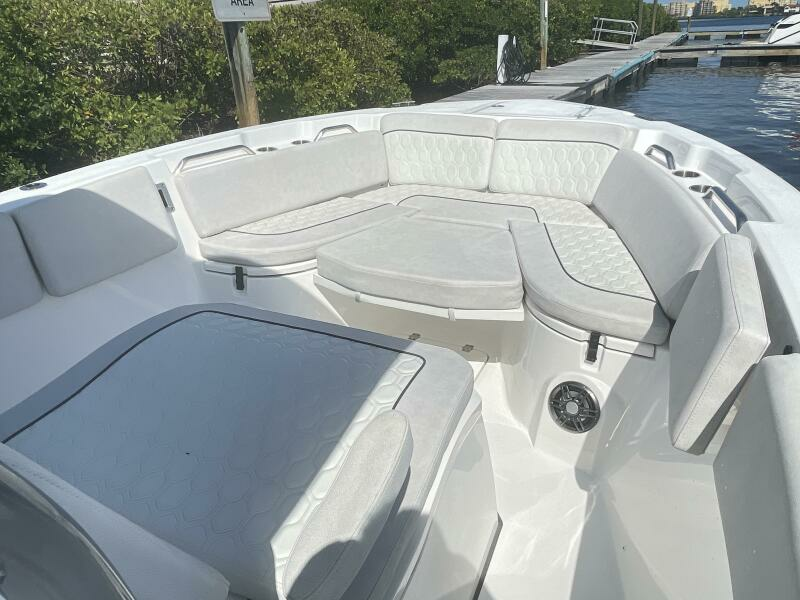 2022 Sea Fox 268 Commander