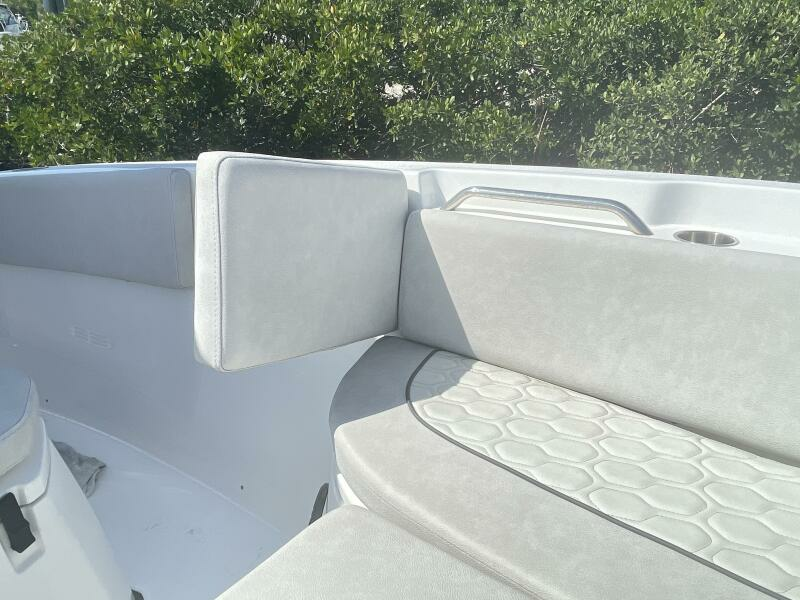 2022 Sea Fox 268 Commander