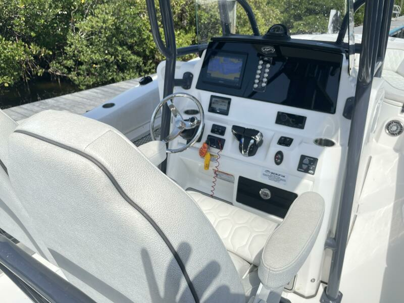 2022 Sea Fox 268 Commander