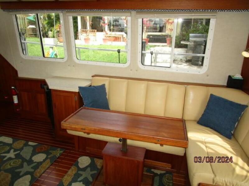 42' Nordic Tug salon starboard