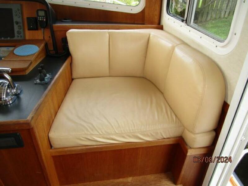 42' Nordic Tug pilothouse starboard forward seating