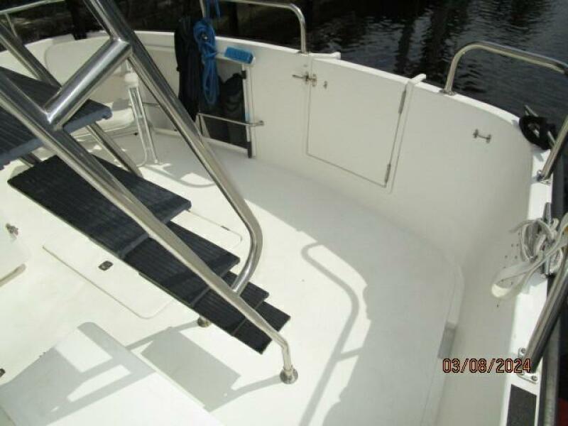 42' Nordic Tug aftdeck1