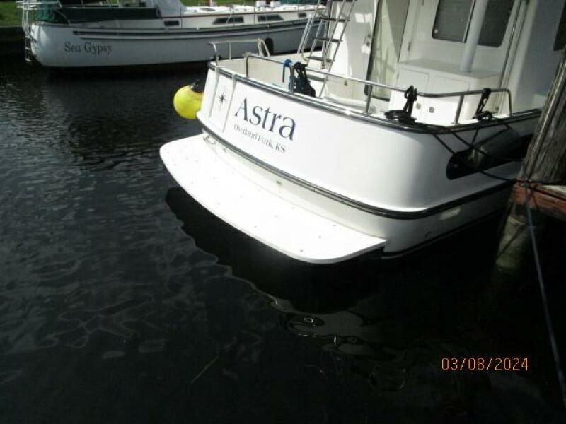 42' Nordic Tug swimplatform
