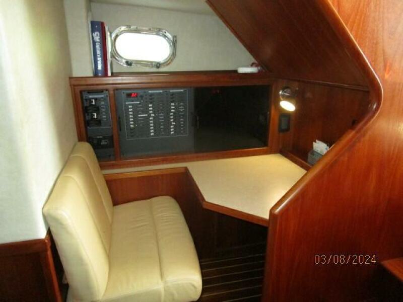 42' Nordic Tug office