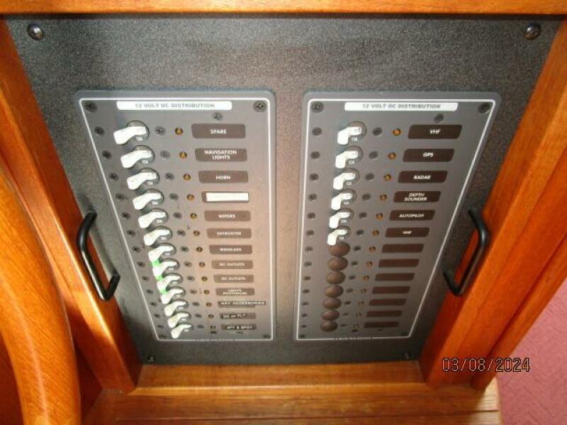 42' Nordic Tug electrical panel3
