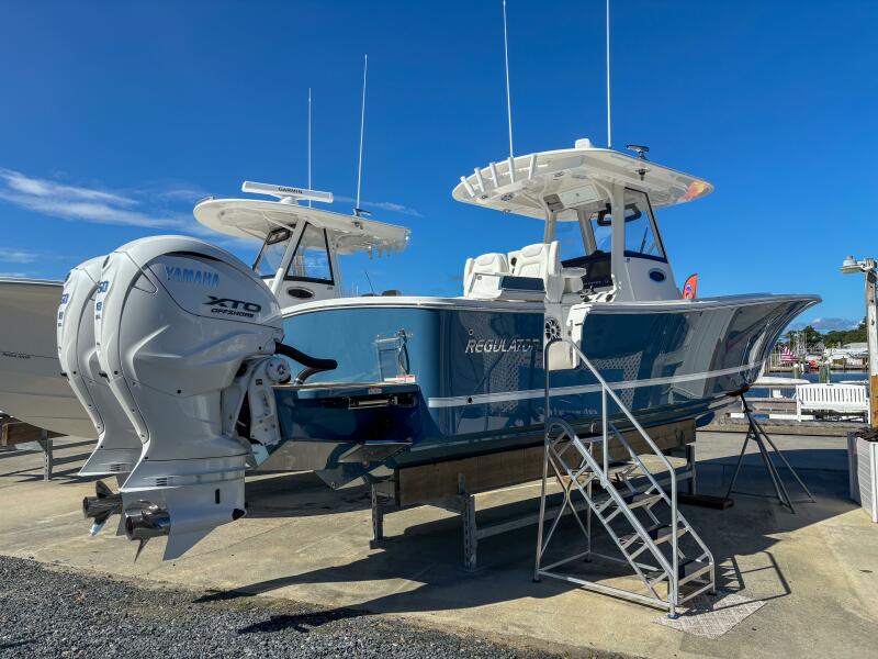 2024 Regulator 31' 31, In Stock, For Sale in Wanchese, North Carolina