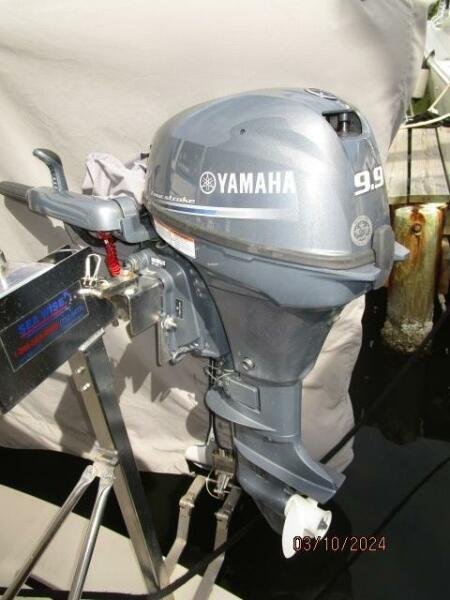40' Mainship tender outboard