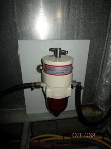 43' Mainship generator Racor fuel filter