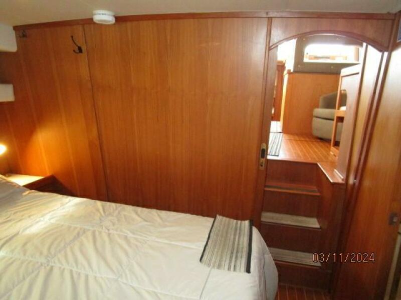 43' Mainship master stateroom forward