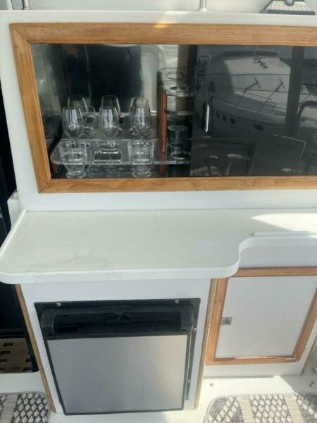 1988 Carver 3807 Aft-Cabin