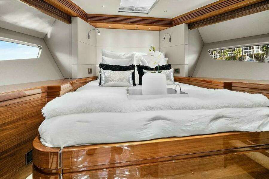 King 68ft Sunseeker Yacht For Sale