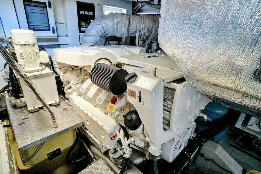 King 68ft Sunseeker Yacht For Sale