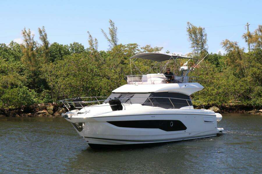 42ft Prestige Yacht For Sale