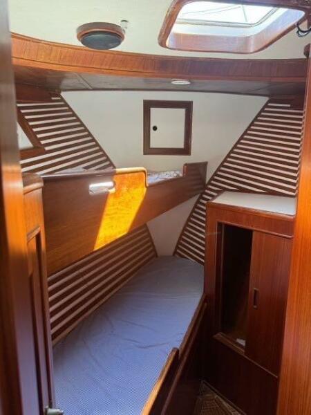 Gypsy V berth 3