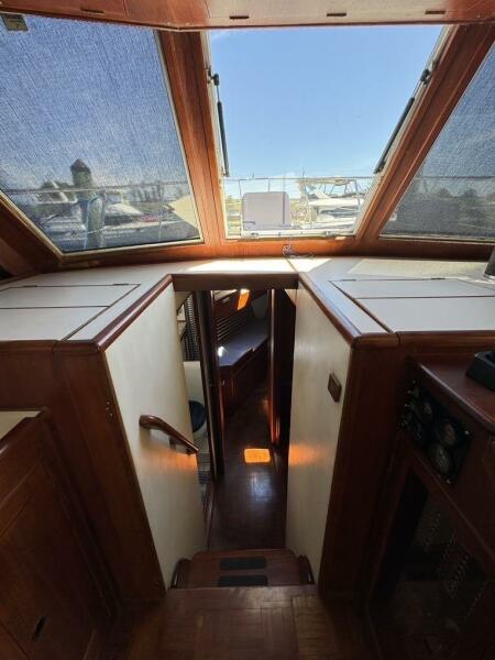 Gypsy cabins and head access
