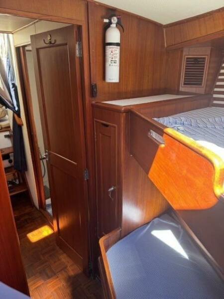 Gypsy V berth 4