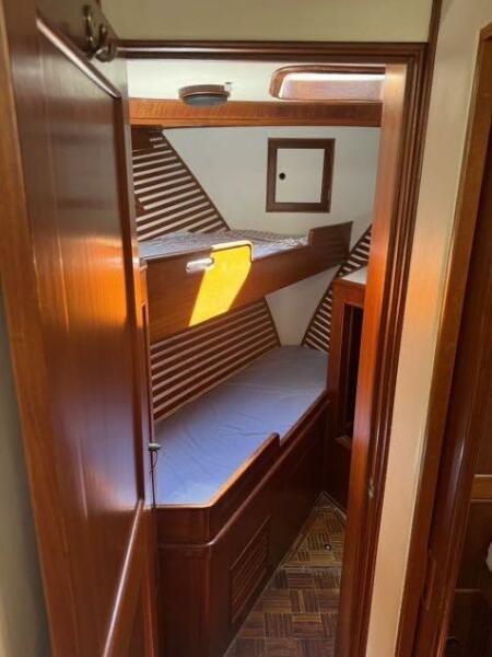 Gypsy V berth 2