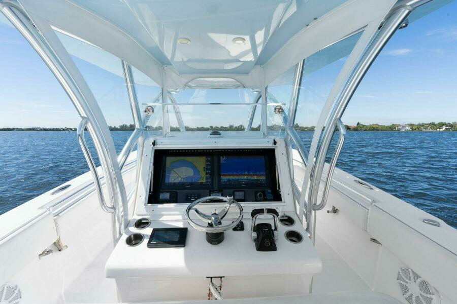 2020 SeaHunter 35 Tournament Helm