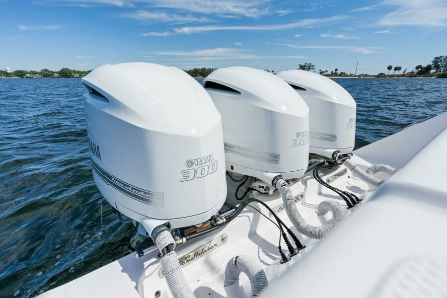 2020 SeaHunter 35 Tournament Engines
