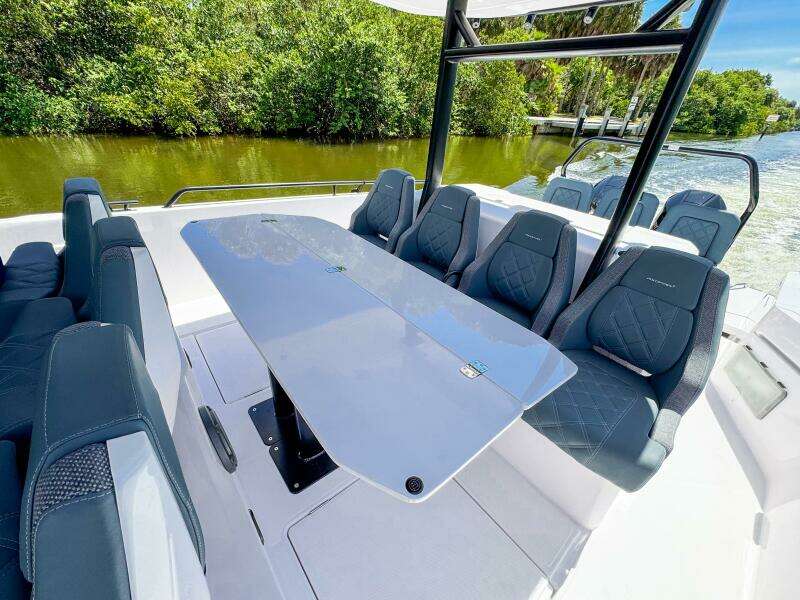 37ft Axopar Yacht For Sale