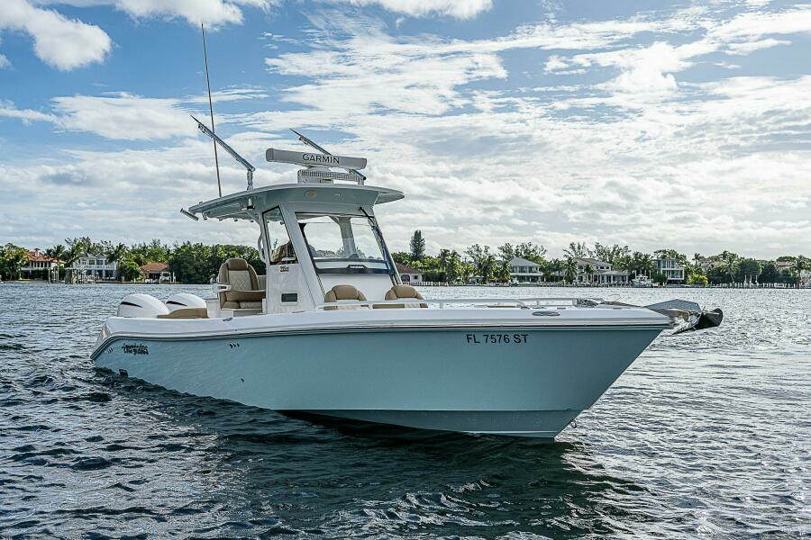 29ft Everglades Yacht For Sale