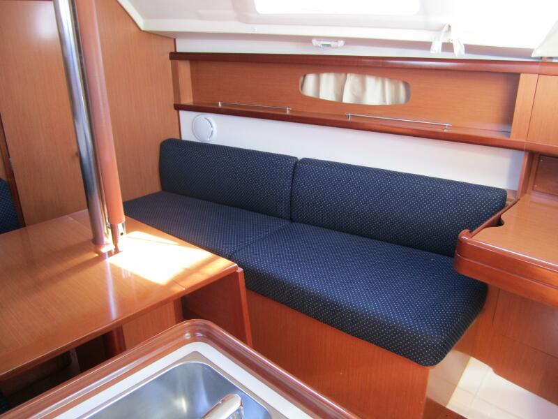 2009 Beneteau Beneteau 31