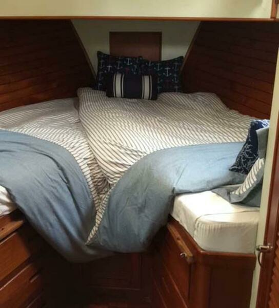 APRES SKI 42ft Grand Banks Yacht For Sale