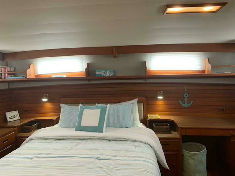 APRES SKI 42ft Grand Banks Yacht For Sale