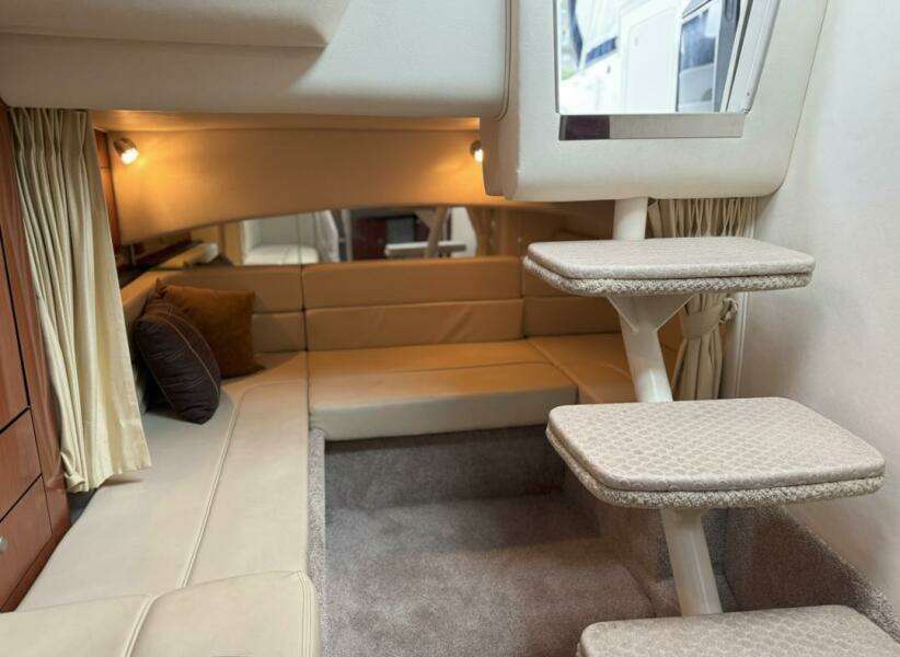 30ft Sea Ray Yacht For Sale