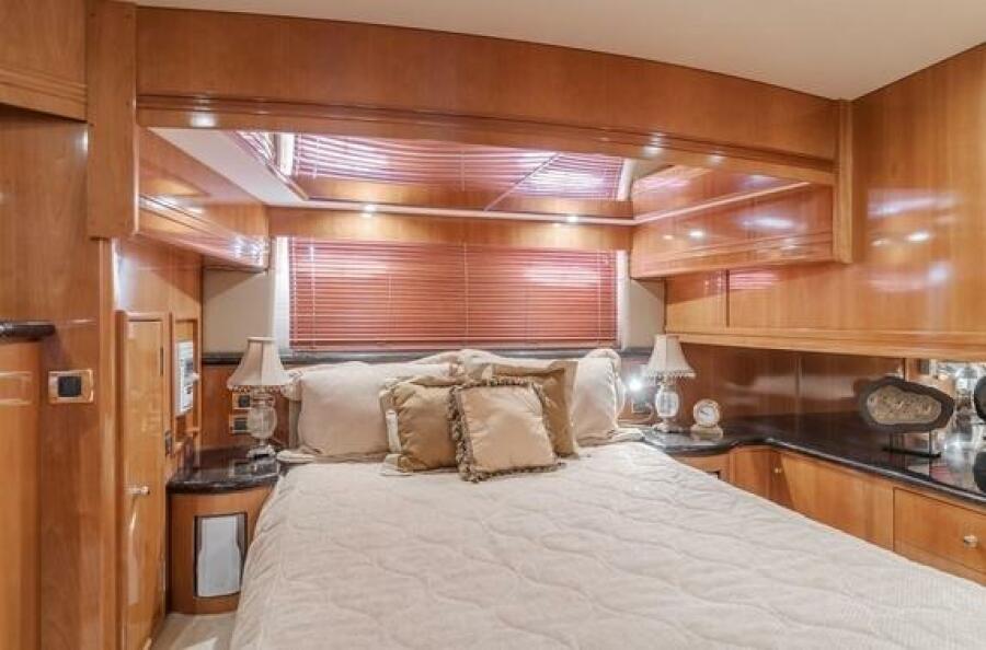57' 2002 Carver 570 Voyager Pilothouse