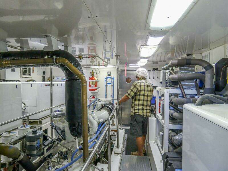 iiWii 80ft Northern Marine Yacht For Sale