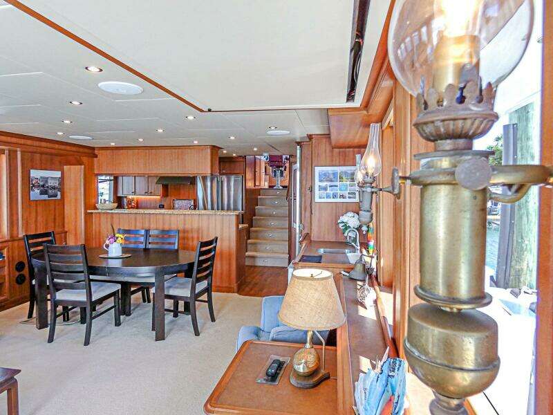 iiWii 80ft Northern Marine Yacht For Sale
