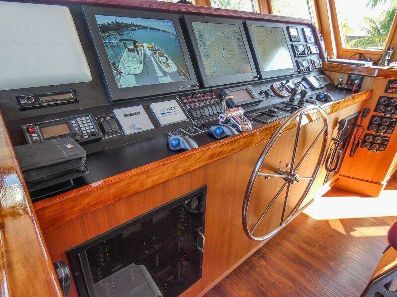 iiWii 80ft Northern Marine Yacht For Sale