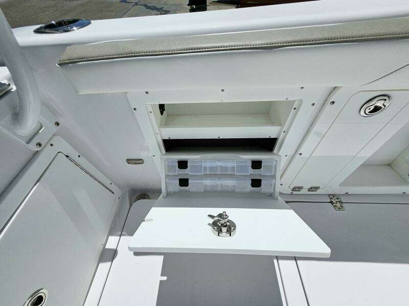 29ft Century Yacht For Sale