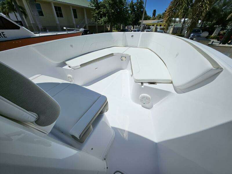 29ft Century Yacht For Sale