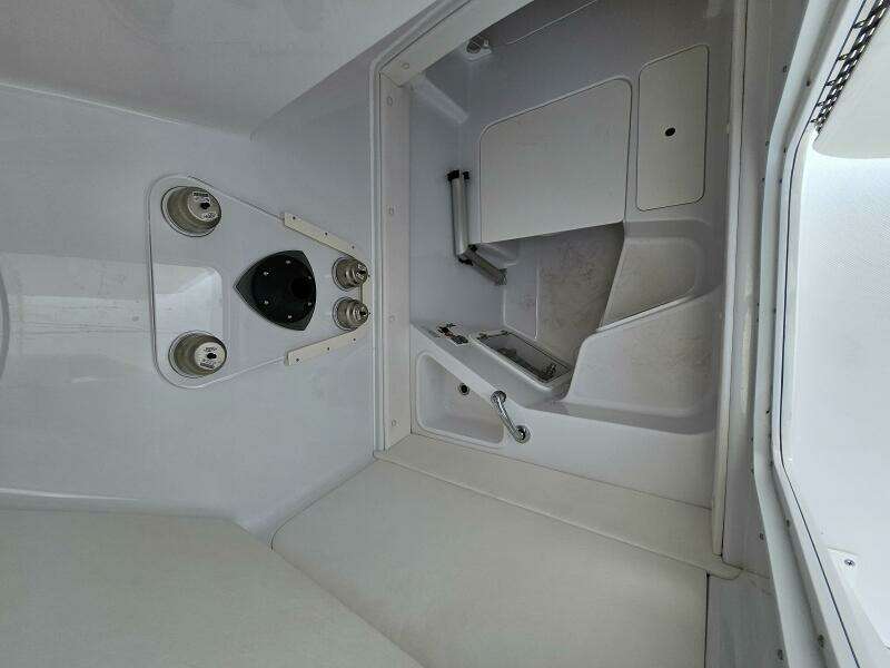 29ft Century Yacht For Sale
