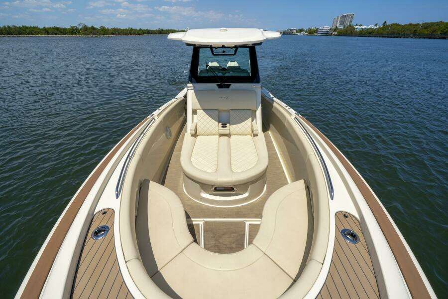 30ft Chris Craft Yacht For Sale